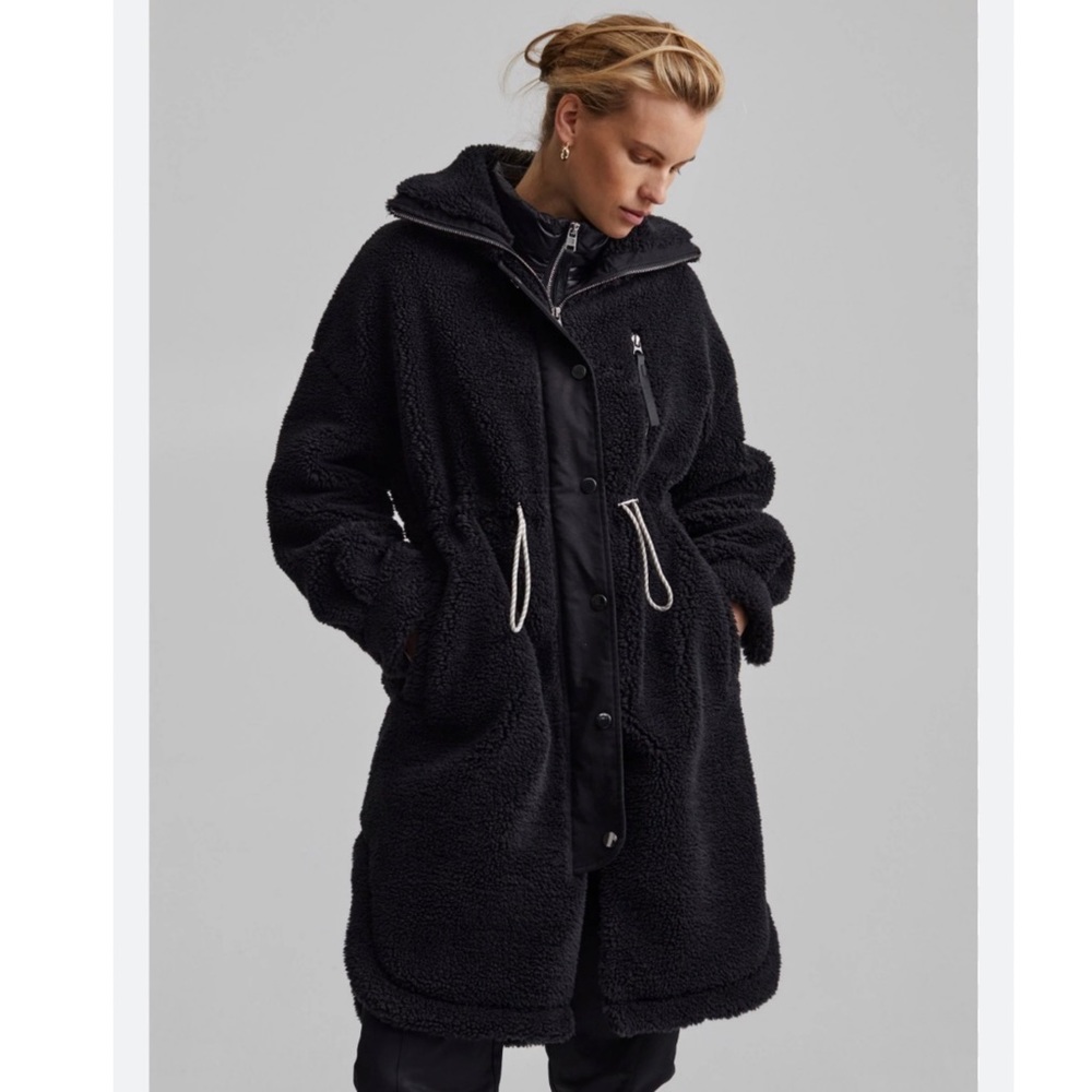 NWT Varley Jones Black, Front Zip Sherpa Coat